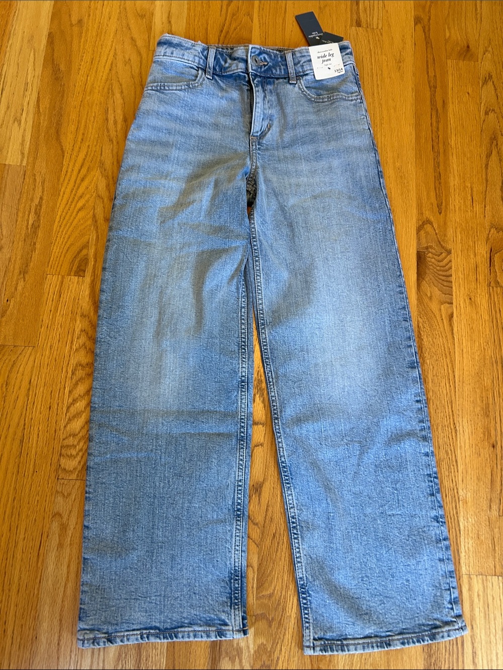abercrombie kids high rise wide leg jeans - ‘light wash’